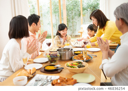 Four generations home party family image Four generations home party family image 46836254