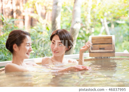 Outdoor bath bathing women's journey hot spring travel image Outdoor bath bathing women's journey hot spring travel image 46837995