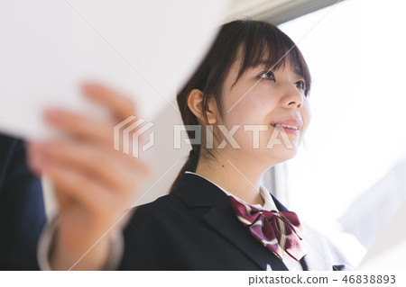 高中女生唱歌 高中女生唱歌 46838893