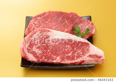 牛肉大腿肉沙朗牛排肉 46843163