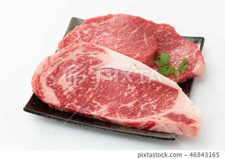 牛肉大腿肉沙朗牛排肉 46843165