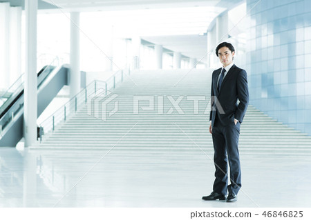 營業所商人人 46846825