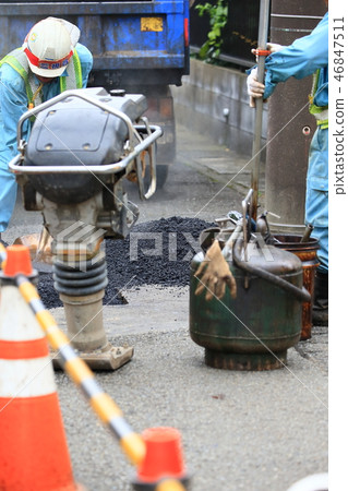 路面瀝青路面施工道路施工供水施工天然氣工程預算3月底修復公共工程道路 46847511