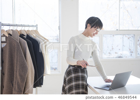 Fashion Apparel Young Women Buyer Staff 46849544