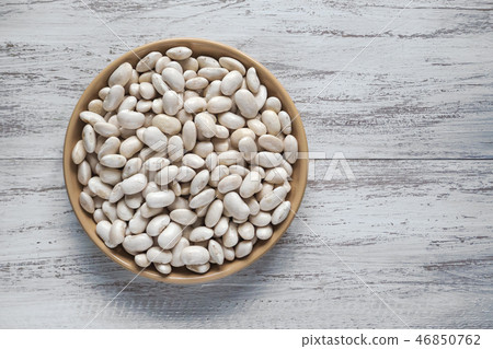 White bean grains. The view from the top. White bean grains. The view from the top. 46850762