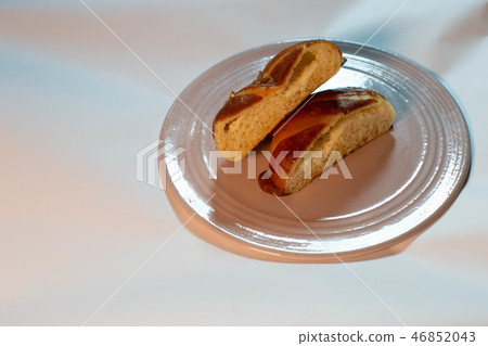 bread 46852043