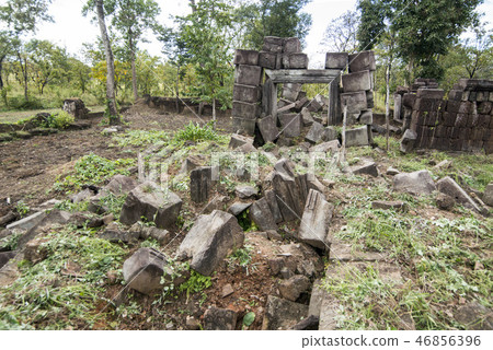 CAMBODIA SRA EM PRASAT NEAK BUOS KHMER TEMPLE 46856396