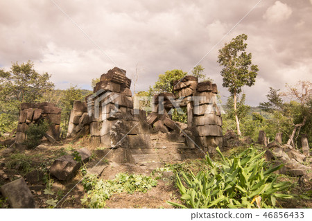 CAMBODIA SRA EM PRASAT NEAK BUOS KHMER TEMPLE 46856433