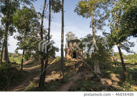 CAMBODIA ANLONG VENG TRAPEANG KHMER TEMPLE 46856486