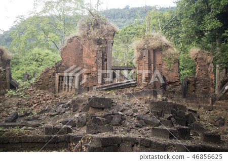 CAMBODIA SRA EM PRASAT NEAK BUOS KHMER TEMPLE 46856625