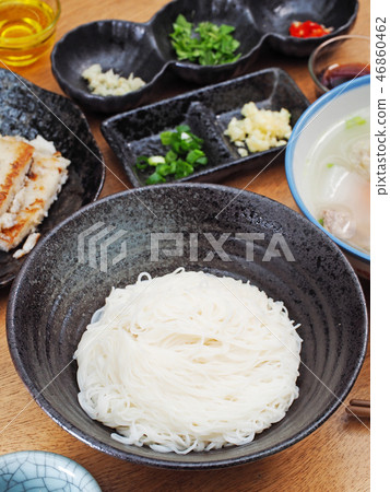 Thin noodles 46860462