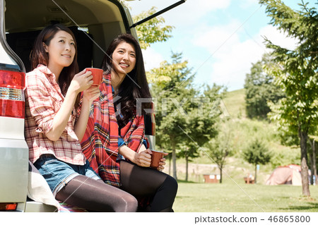 婦女的旅行營 46865800