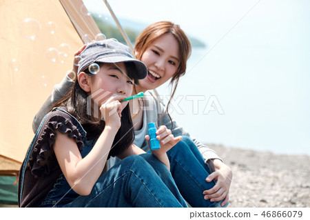 Family trip lake camp Family trip lake camp 46866079