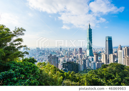 Beautiful landscape and cityscape of taipei 101 building and architecture in the city Beautiful landscape and cityscape of taipei 101 building and architecture in the city 46869983