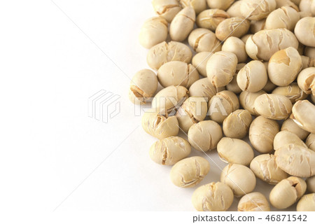 Roasted soybeans Roasted soybeans 46871542