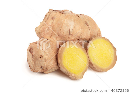 fresh Ginger root and slice isolated on white background 46872366