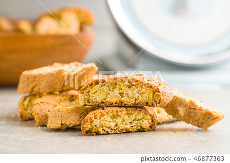 Sweet cantuccini biscuits. 46877303