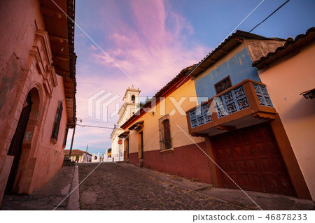Colonial architecture in El Salvador 46878233