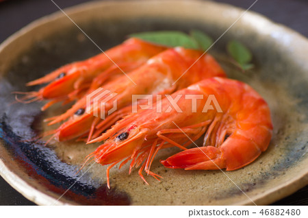 Boiled shrimp 46882480