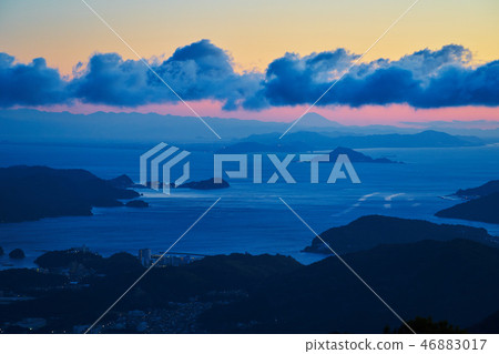 Ise City _ sunrise from the summit of Asakuyama _ No 16 46883017