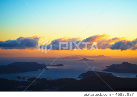 伊勢市_日出從Asakuyama _ No 2的山頂 46883057