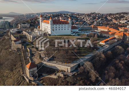 Aerial view of Bratislavsky Hrad Aerial view of Bratislavsky Hrad 46884017