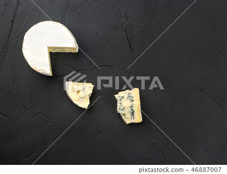 Brie cheese with slice 46887007