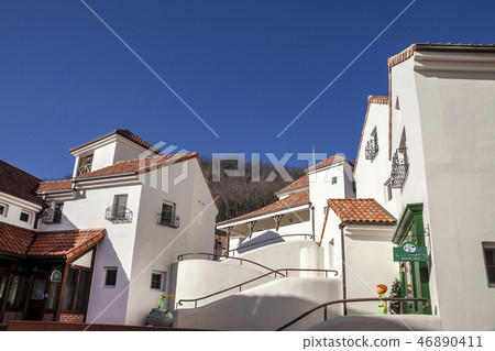 Petit France Petit France 46890411