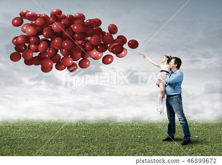 Happy family 46899672
