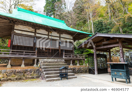 Katsuji Temple precinct scenery (Minoh City, Osaka Prefecture) *Photographed in April 2017 Katsuji Temple precinct scenery (Minoh City, Osaka Prefecture) *Photographed in April 2017 46904577
