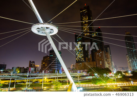 Kaohsiung Light Rail, Shin Kong Wharf, Kaixuan Bridge, 85 Building Asia Taiwan Kaohsiung City 46906313