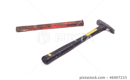 Cold chisel and hammer isolated Cold chisel and hammer isolated 46907233