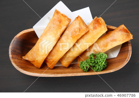 Spring roll  46907786