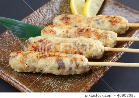 Tsukune Skewer 46908083