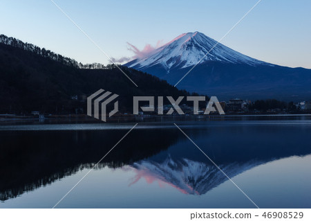 河口湖和富士山 河口湖和富士山 46908529