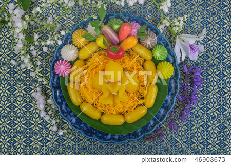 Thai Desserts (Golden sweets dish) 46908673