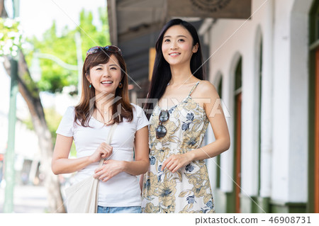 年輕的女士 年輕的女士 46908731