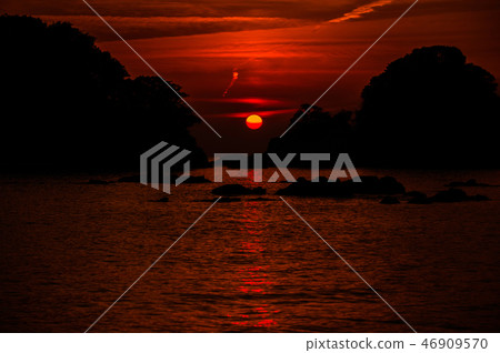黃昏沉陽島 46909570