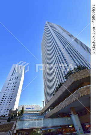 陽光城市的摩天大樓 陽光城市的摩天大樓 46909658