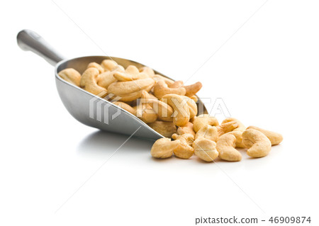 Roasted cashew nuts. 46909874
