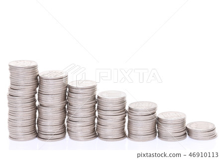 Assets falling to the right 46910113