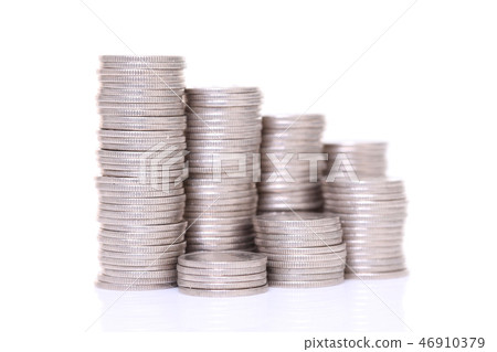 Graph of up and down by stacked 100 yen coins Graph of up and down by stacked 100 yen coins 46910379