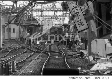 Railroad damage to the Great Hanshin Earthquake Yodogawa Station 46910924