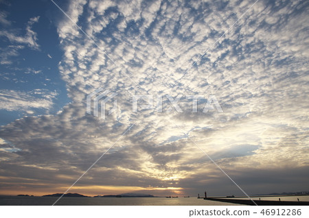 Twilight sky 46912286