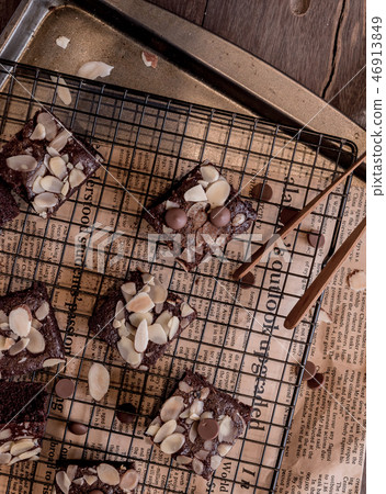 almond brownies on tray 46913849