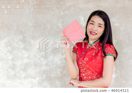 asian woman wearing red traditional dress asian woman wearing red traditional dress 46914521