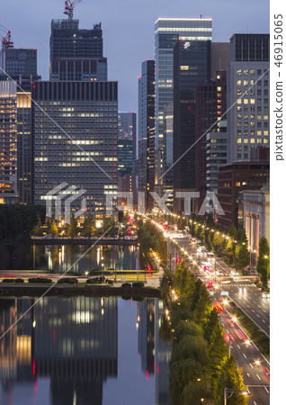 Marunouchi Night view 46915065