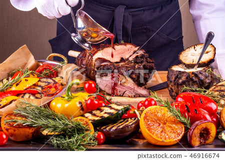 Meat in tomatoes sauce with seasonings Meat in tomatoes sauce with seasonings 46916674