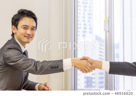 Deal closing Deal closing 46916820