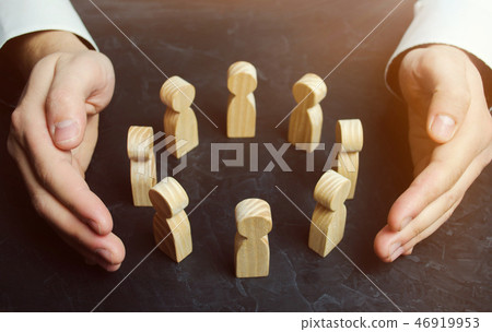 Boss defending his team with a gesture Boss defending his team with a gesture 46919953
